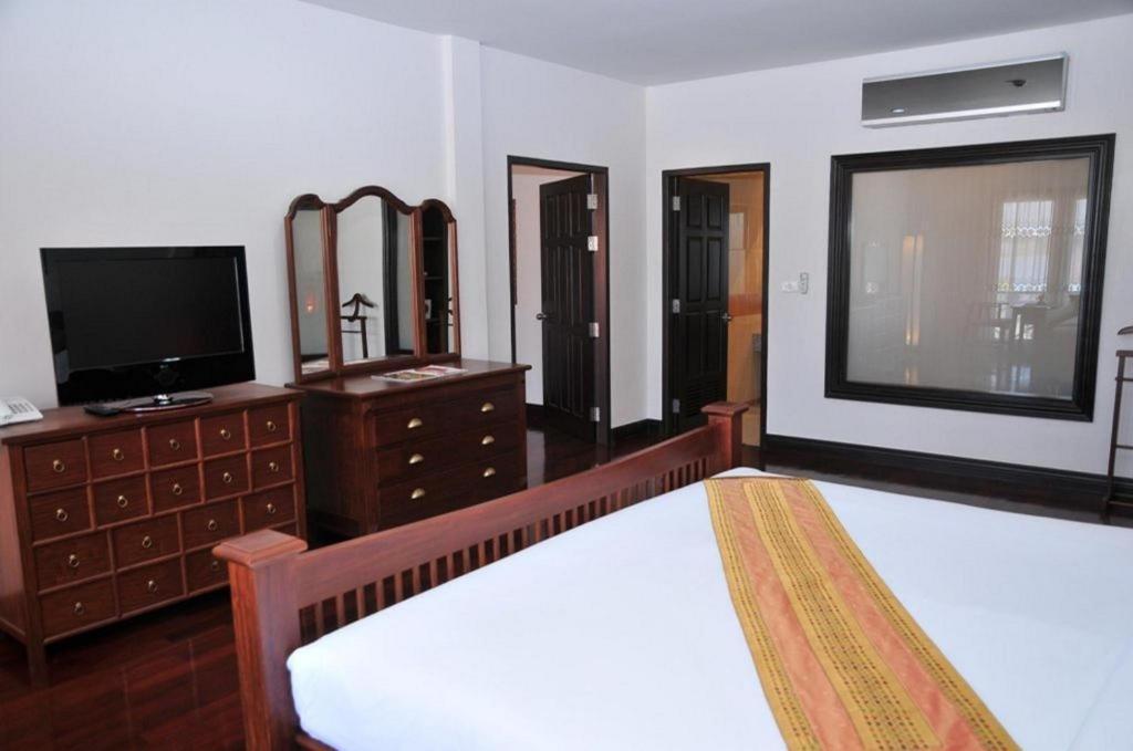 Daosavanh Resort & Spa Hotel Savannakhet Bagian luar foto