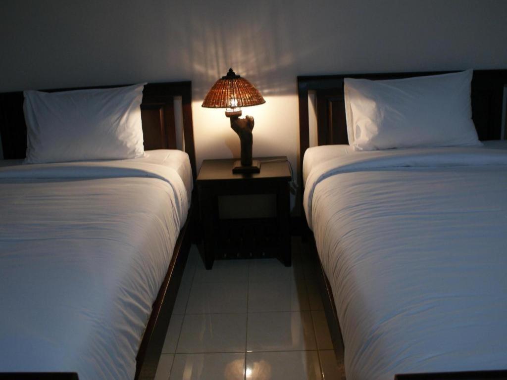 Daosavanh Resort & Spa Hotel Savannakhet Bagian luar foto