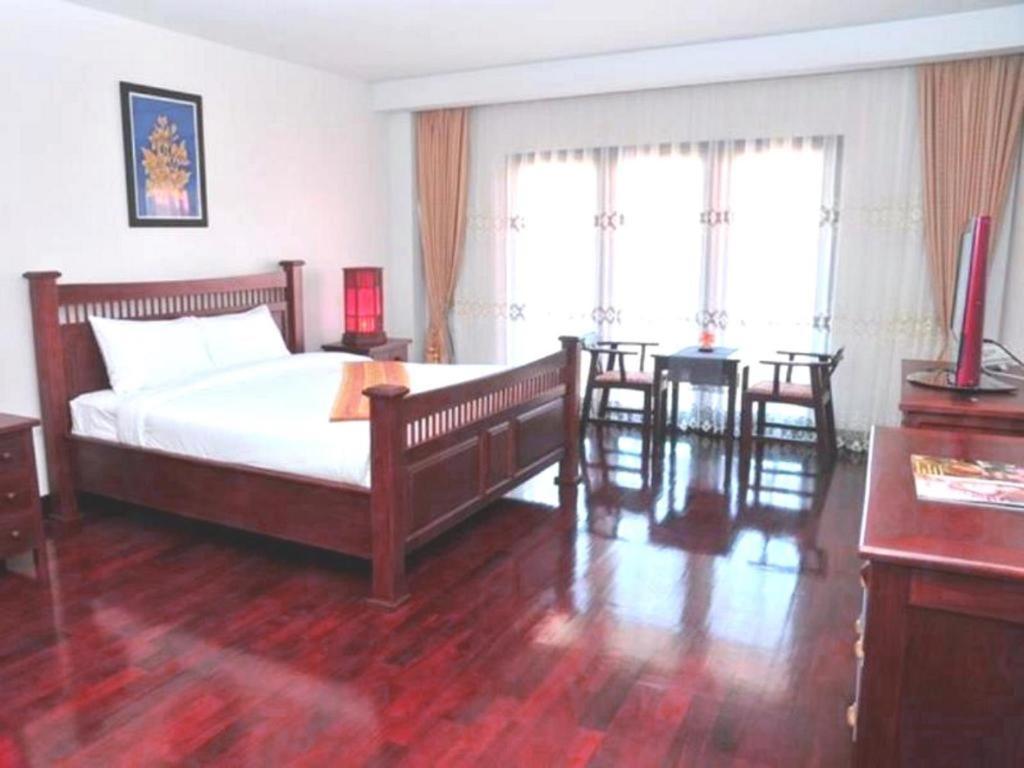 Daosavanh Resort & Spa Hotel Savannakhet Bagian luar foto