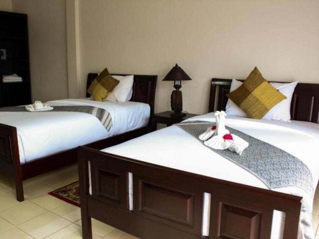 Daosavanh Resort & Spa Hotel Savannakhet Bagian luar foto